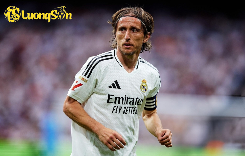 Luka Modric lựa chọn khoác áo AC Milan vì không muốn đối đầu với Real Madrid Luka Modric lựa chọn khoác áo AC Milan vì không muốn đối đầu với Real Madrid